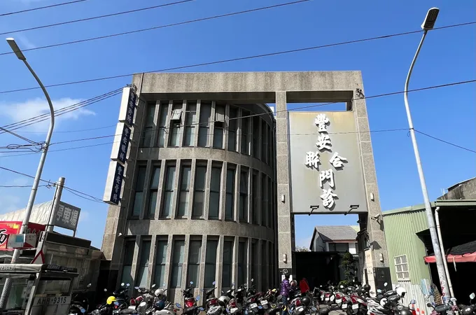 葉騰鑫內科診所〈順泰聯合診所〉 照片 6