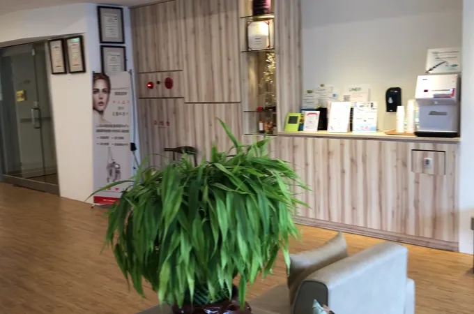 群英楊麗珍黃景昱皮膚科診所 照片 5