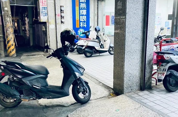 謝燕輝眼科診所 照片
