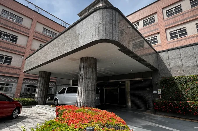 燕巢靜和醫療社團法人燕巢靜和醫院 照片