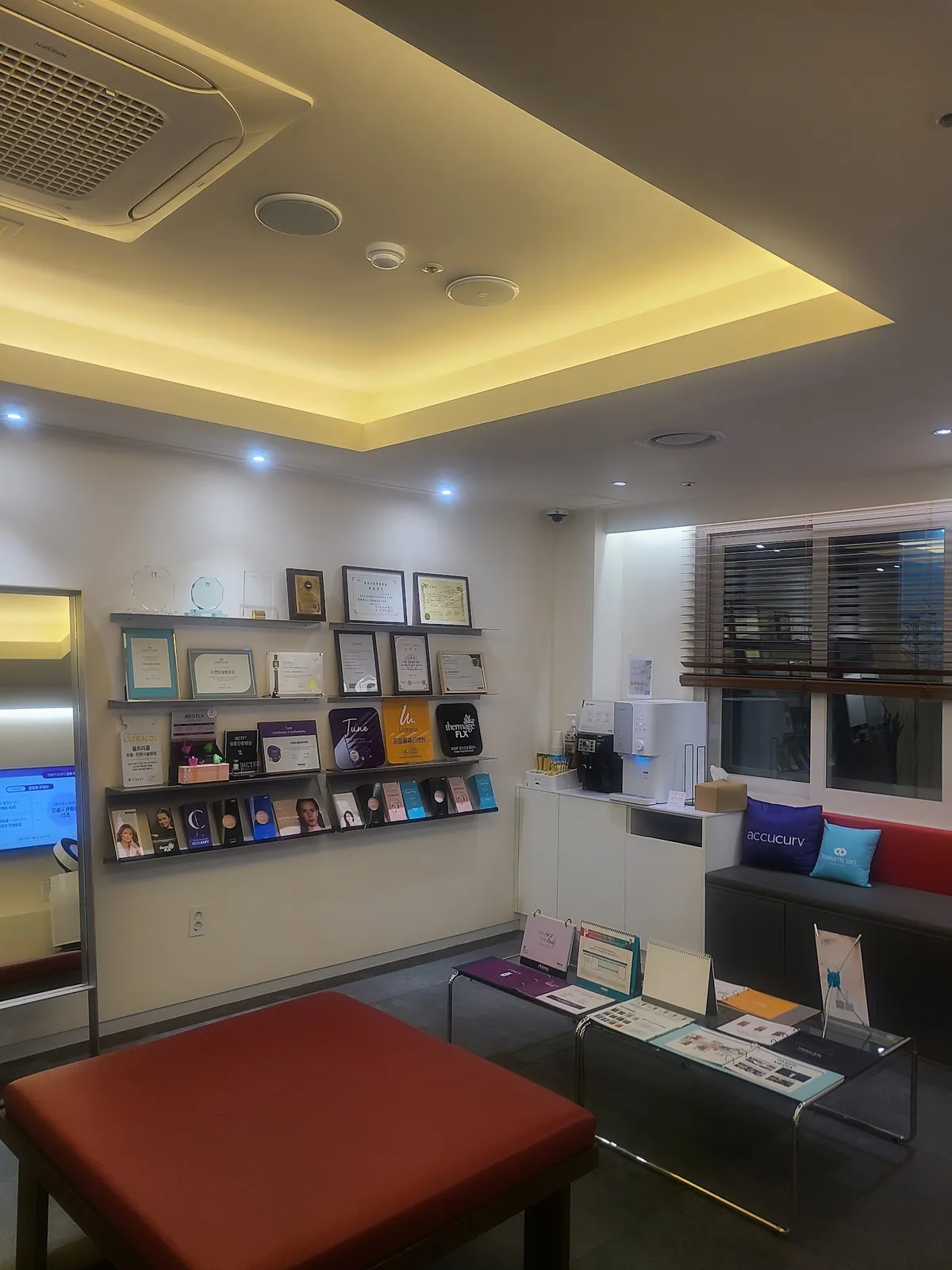 Su & Mo Plastic Surgery Clinic 照片 3