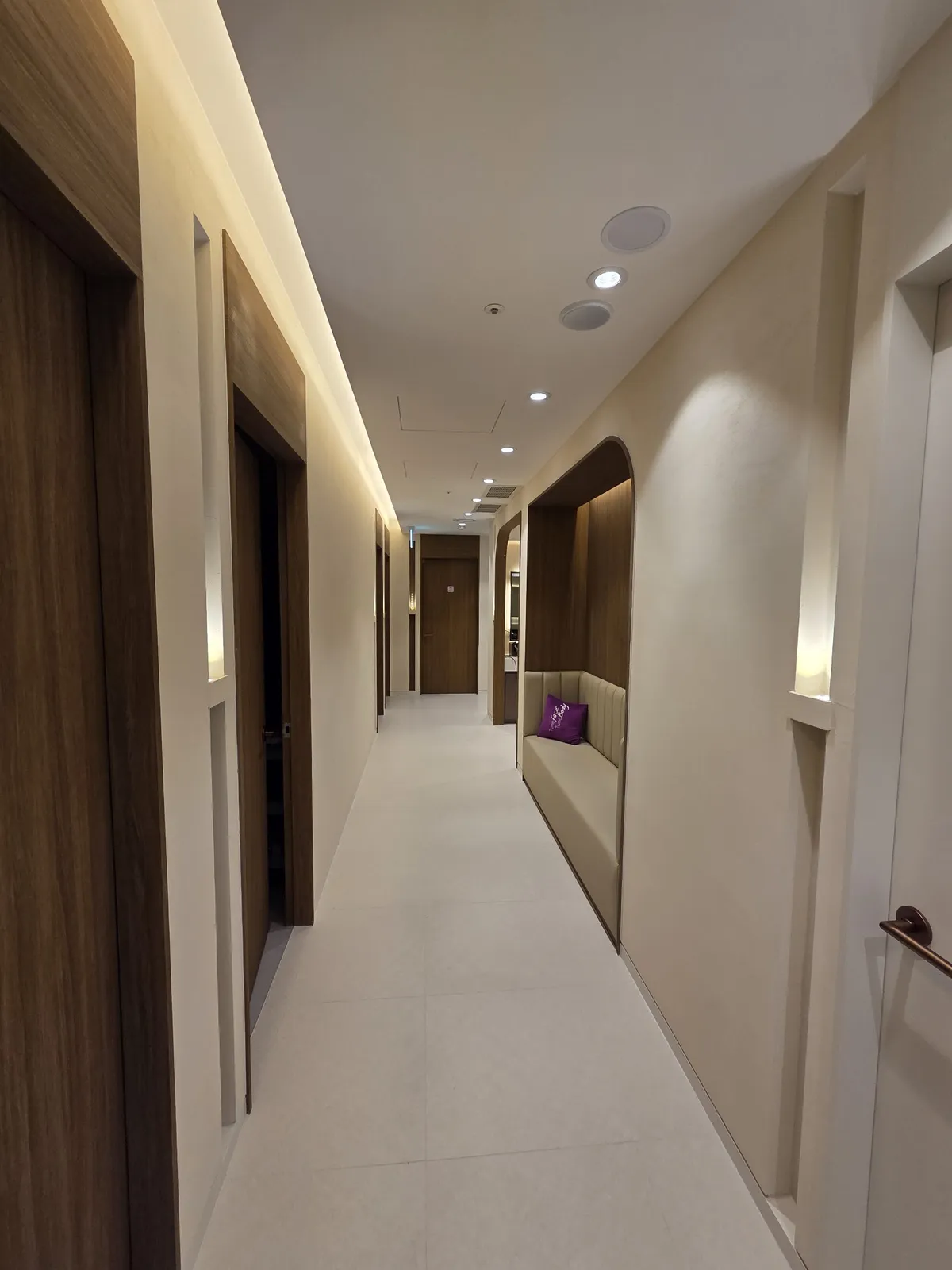 D Lounge 皮膚科 照片 5