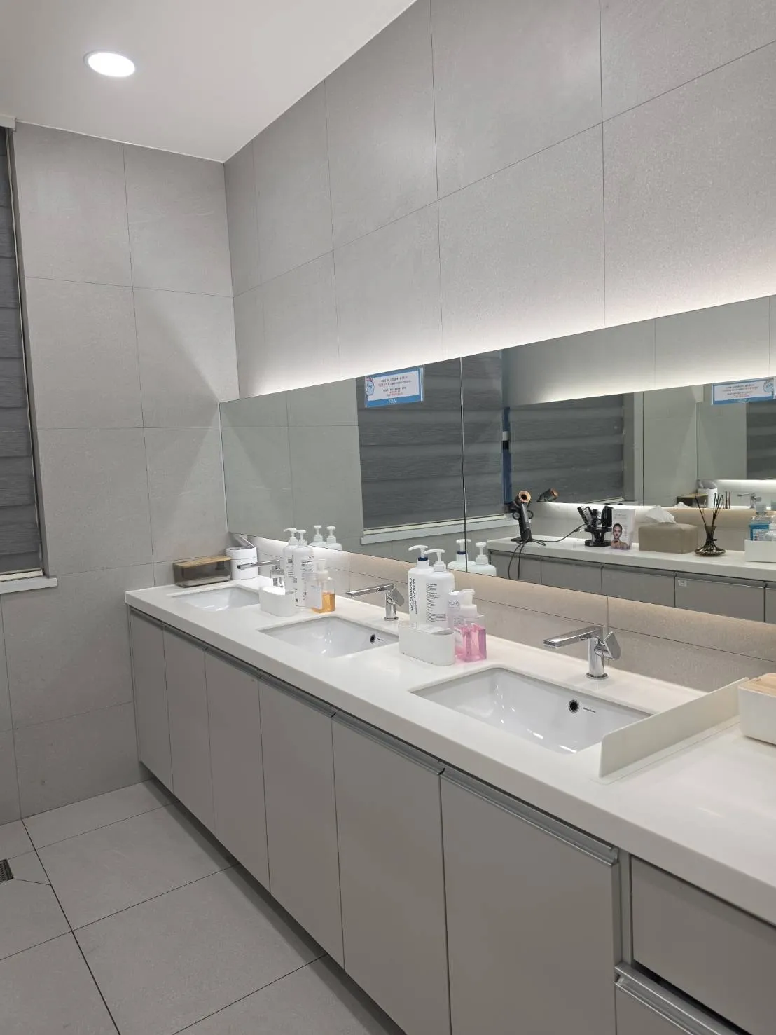 You & I Skin Design Lab - Daejeon Branch 照片 3