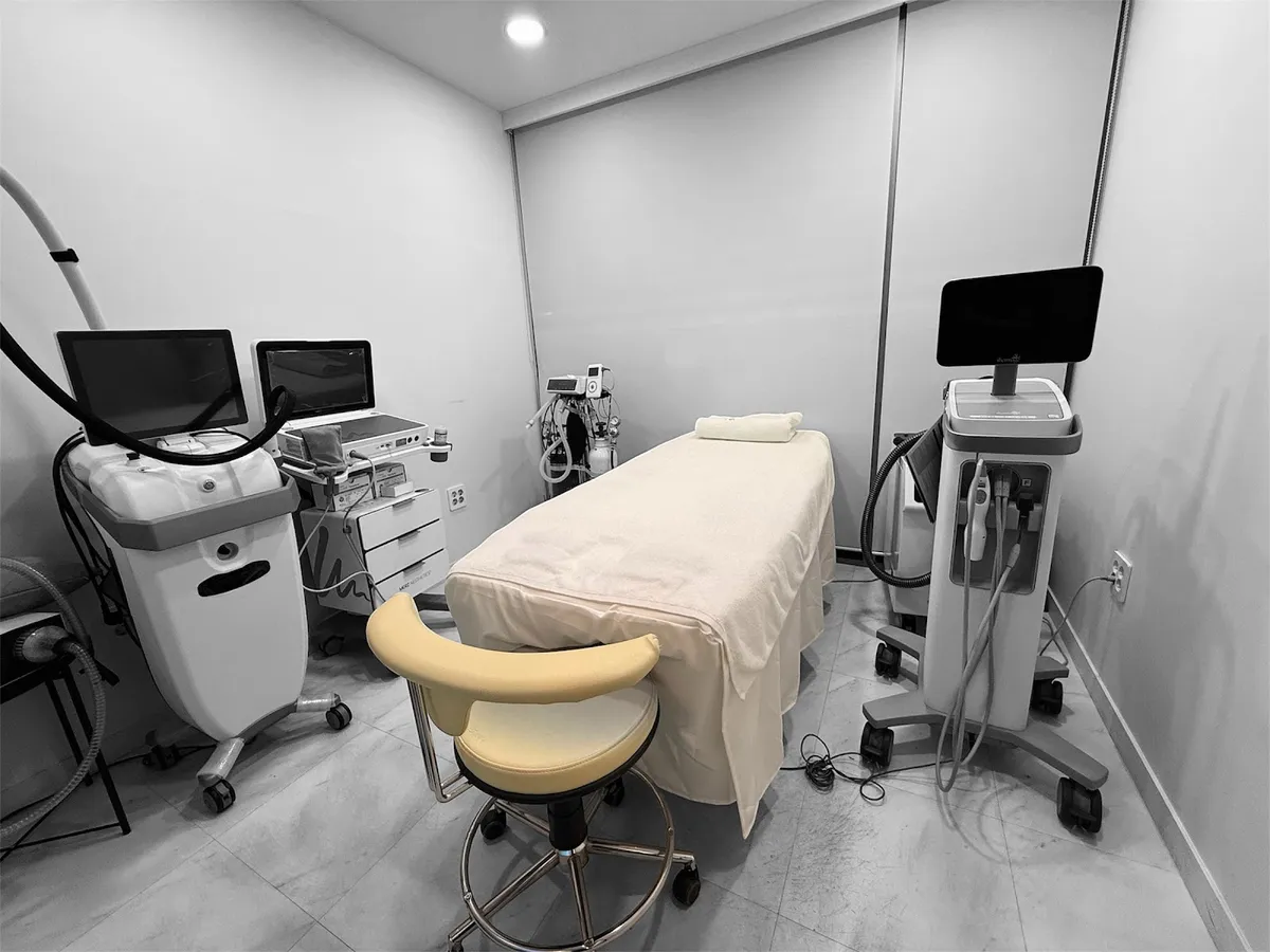 YLAS Clinic 照片 5