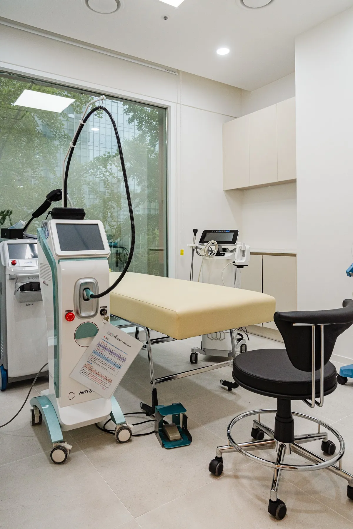 Mimodern Dermatology Clinic 照片 3