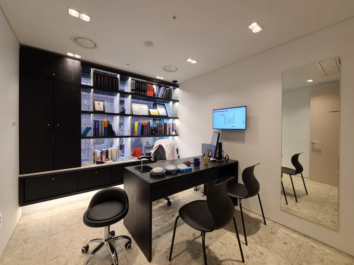 Sharp Plastic Surgery Clinic 照片 3