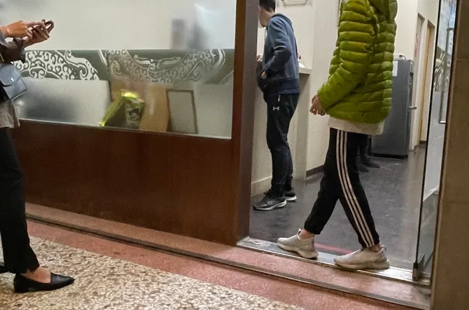 羅萬右中醫診所